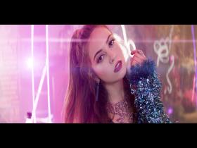 Ana Mena Ya Es Hora (with Becky G & De La Ghetto) (HD)